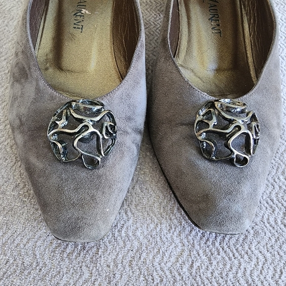 Yves Saint Laurent shoes - Picture 2 of 7